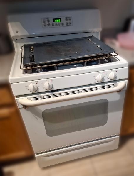 GE Range Repair in Las Vegas (JGBP33CEH5CC)