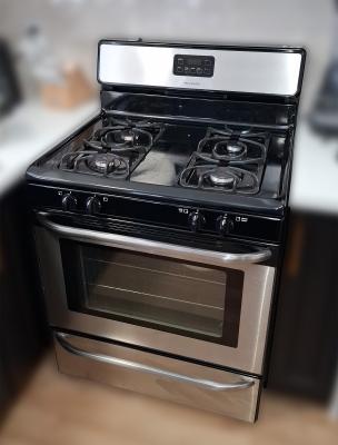 Frigidaire FFGF3047LSF Range repair
