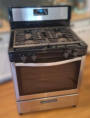 Whirlpool WFG320M0BS Range